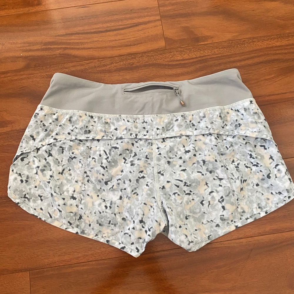 Lululemon speed up shorts discontinued pattern
